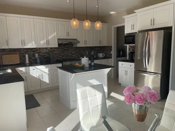 94 Ambrous CRES, Guelph, ON N1G 0E4