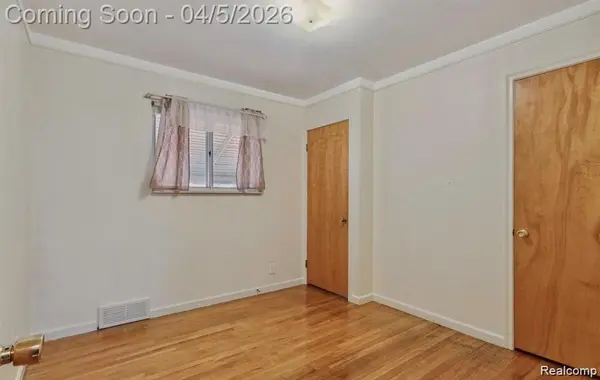 23223 Panama AVE, Warren, MI 48091