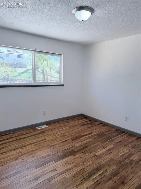 1123 Royale DR, Colorado Springs, CO 80910