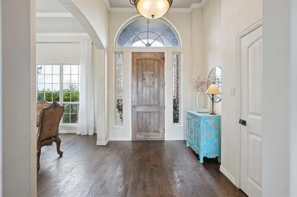 542 Pierce Road, Red Oak, TX 75154