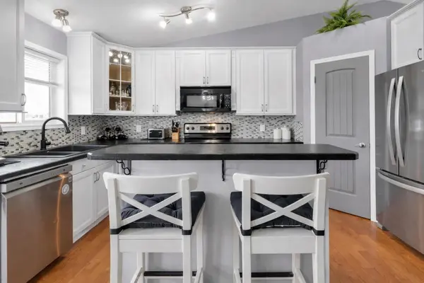 230 Aspen Creek CRES, Strathmore, AB T1P 1X8