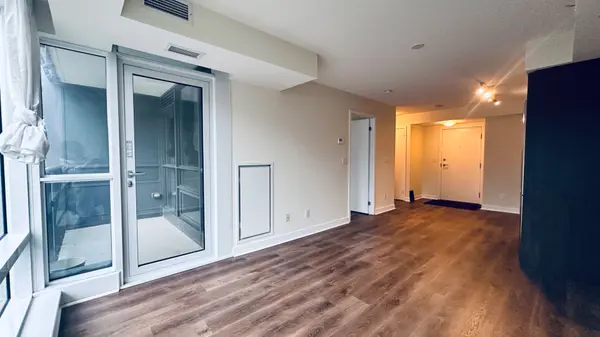 295 Adelaide ST W #605, Toronto C01, ON M5V 0L4