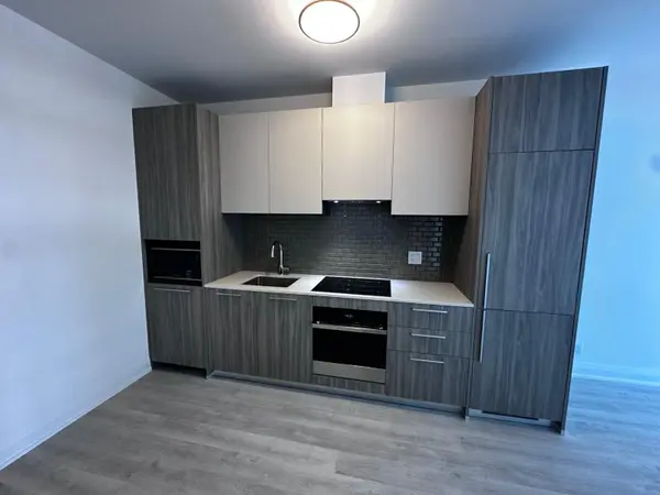 65 Broadway AVE #3202, Toronto C10, ON M4P 1T9