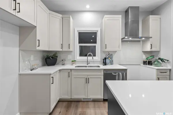 438 Leskiw BEND, Saskatoon, SK S7W 0L8