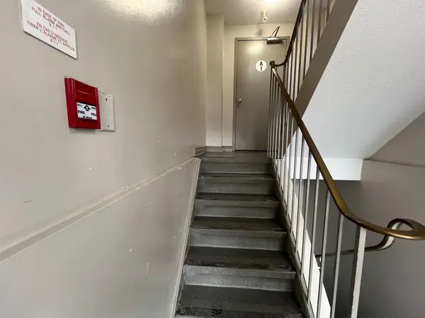 2 Fenerty CRES #120, Kanata, ON K2L 3A7