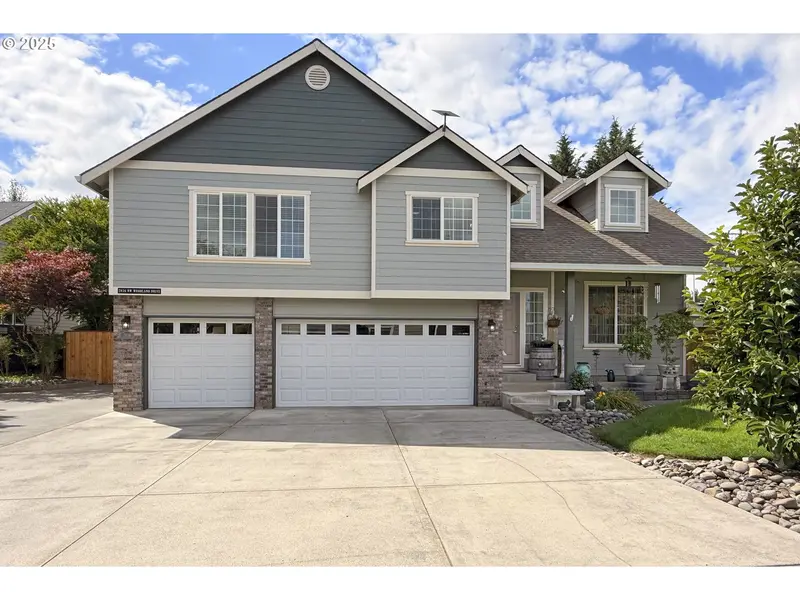 2036 NW WOODLAND DR, Mc Minnville, OR 97128