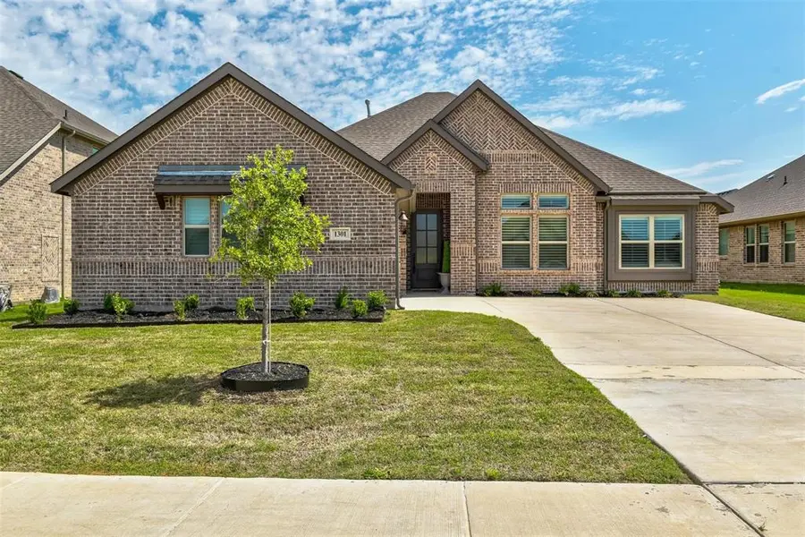 1301 Blanco Trail, Mansfield, TX 76063