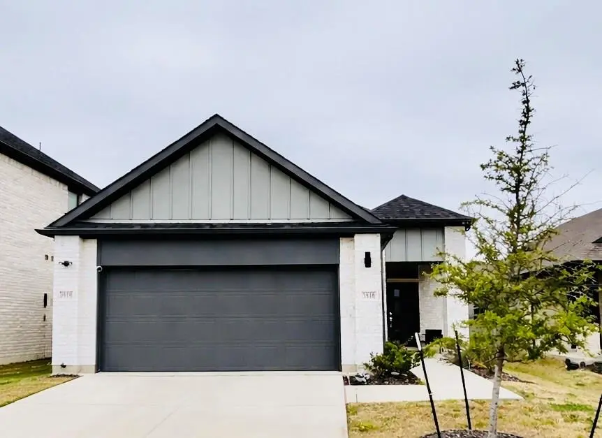 3810 Murvaul Drive, Farmersville, TX 75442