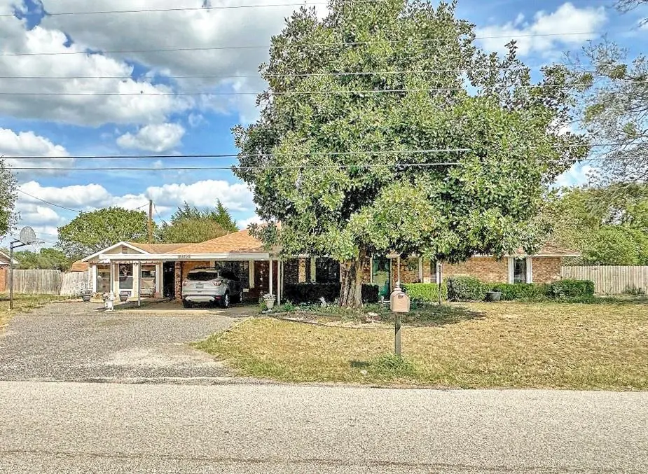 2307 Crystal Drive, Athens, TX 75751