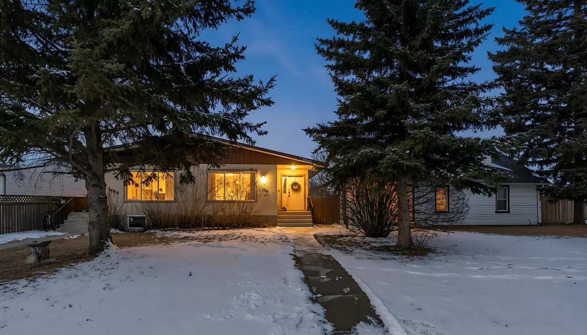 1628 Saskatchewan ST, Crossfield, AB T0M 0S0