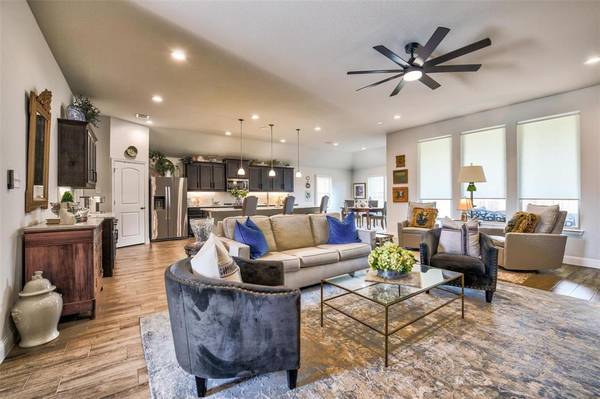 1301 Blanco Trail, Mansfield, TX 76063