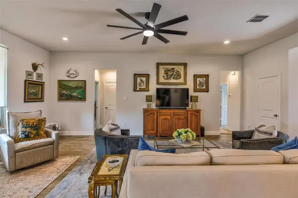 1301 Blanco Trail, Mansfield, TX 76063