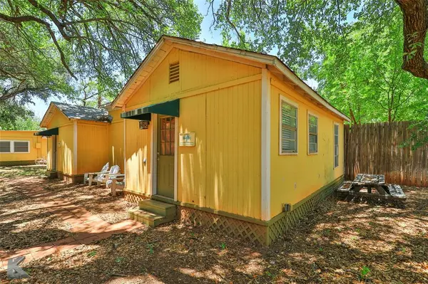 402 North Street #A, Buffalo Gap, TX 79508