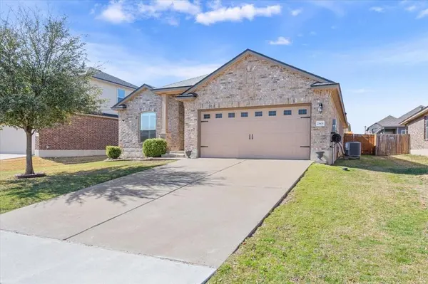2801 Samson Drive, Waco, TX 76655