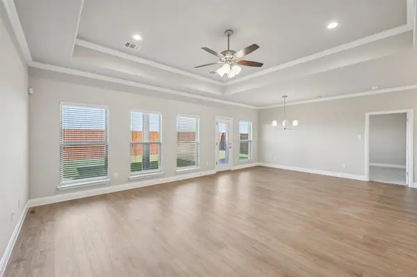 1033 Nighthawk Trail, Alvarado, TX 76009