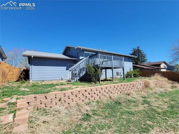 7240 Goldfield DR, Colorado Springs, CO 80911