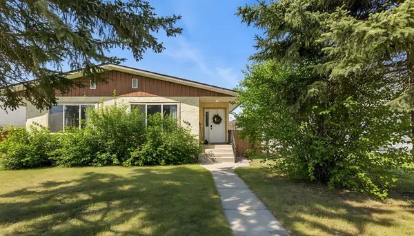 1628 Saskatchewan ST, Crossfield, AB T0M 0S0