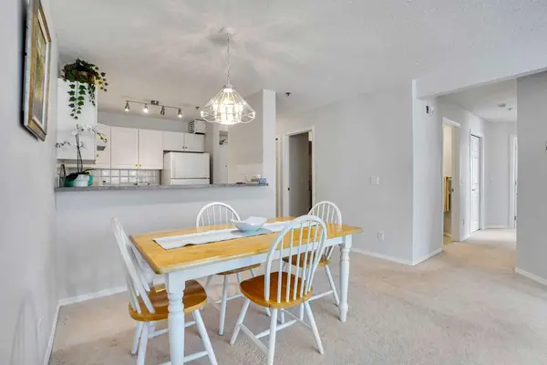 11 Chaparral Ridge DR SE #1211, Calgary, AB T2X 3P7