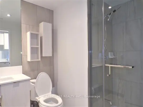 99 Broadway AVE #705, Toronto C10, ON M4P 0E3