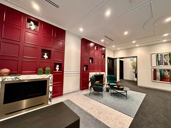 180 Front ST E #2105, Toronto C08, ON M5A 0A9