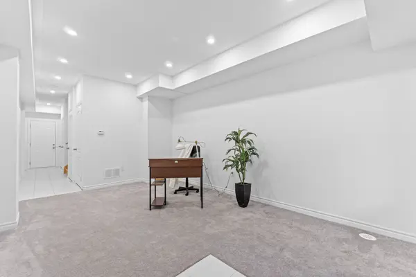 13 ORMAND TER, Caledon, ON L7C 4E5