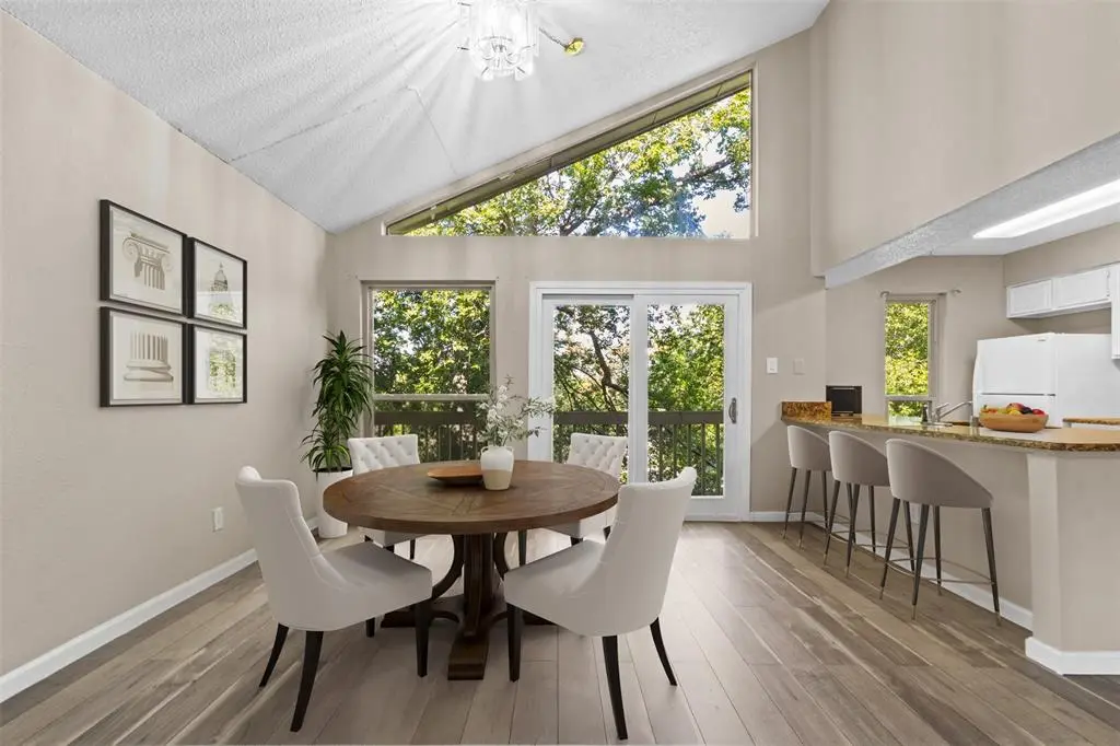 7107 Holly Hill Drive #209, Dallas, TX 75231