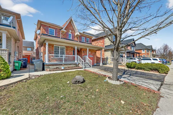 31 Cobblehill CRES, Brampton, ON L6P 2M4