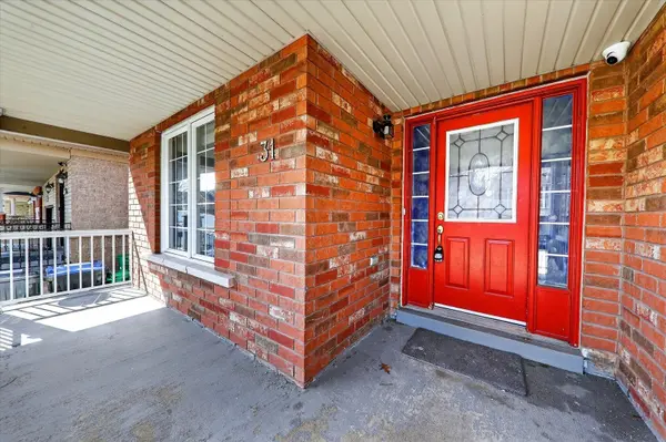 31 Cobblehill CRES, Brampton, ON L6P 2M4