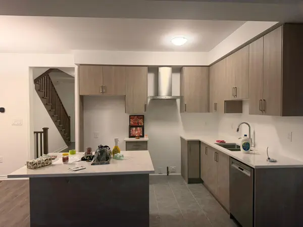 3521 Brickyard DR, Pickering, ON L1X 0T6