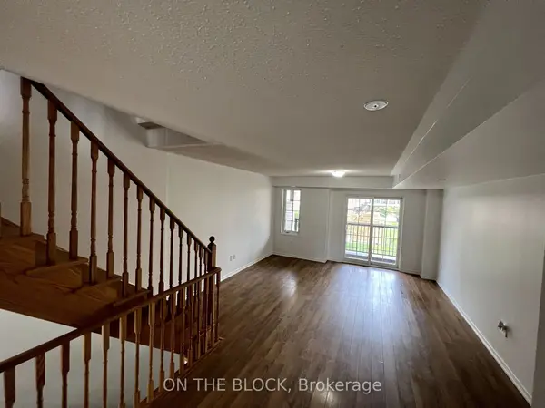 2530 rosedrop PATH, Oshawa, ON L1L 0L1