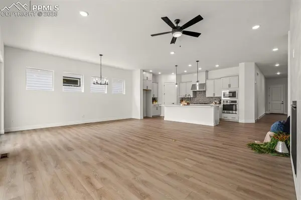 6677 Thimble CT, Colorado Springs, CO 80924