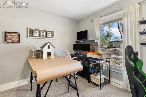 712 Woodlawn AVE, Canon City, CO 81212