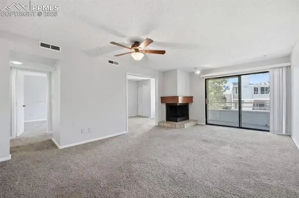 960 Acapulco CT, Colorado Springs, CO 80910