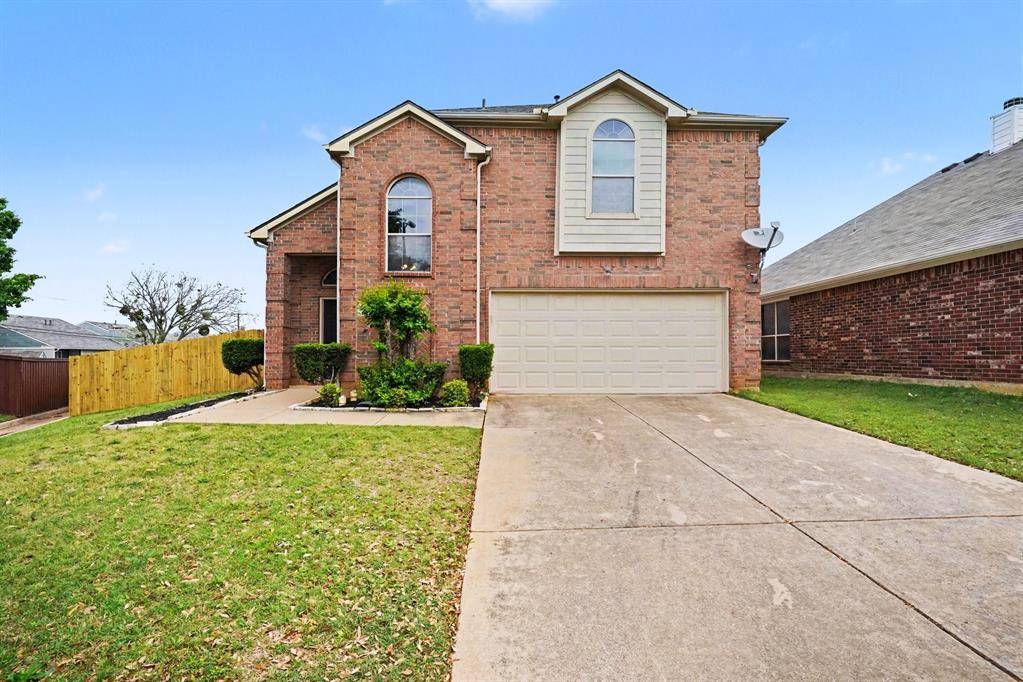1053 Liberty Circle, Hurst, TX 76053
