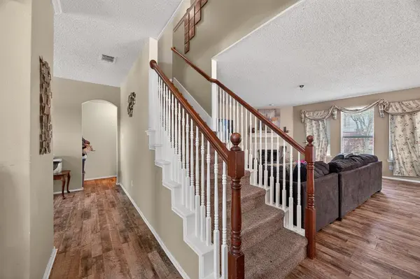 5205 Alazan Bay Drive, Rowlett, TX 75089