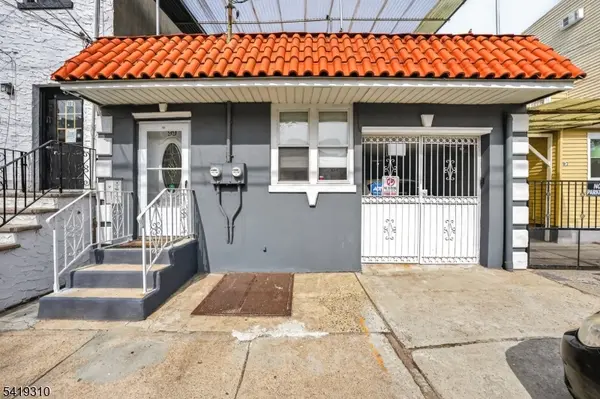 99 Bruen St, Newark City, NJ 07105