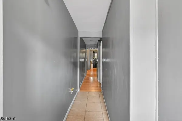 99 Bruen St, Newark City, NJ 07105