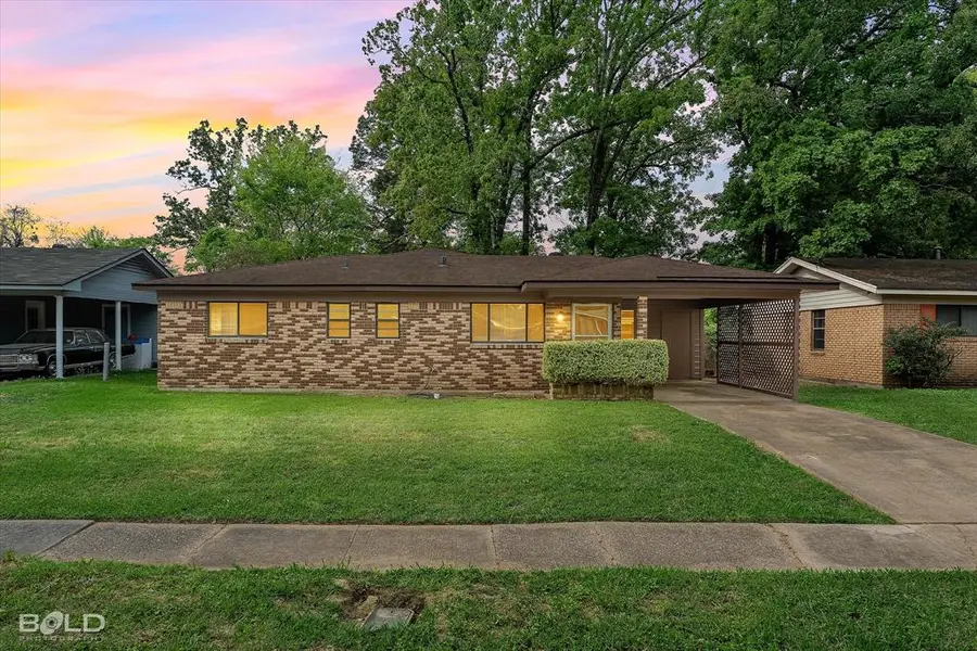 622 Meadowdale Place, Shreveport, LA 71108