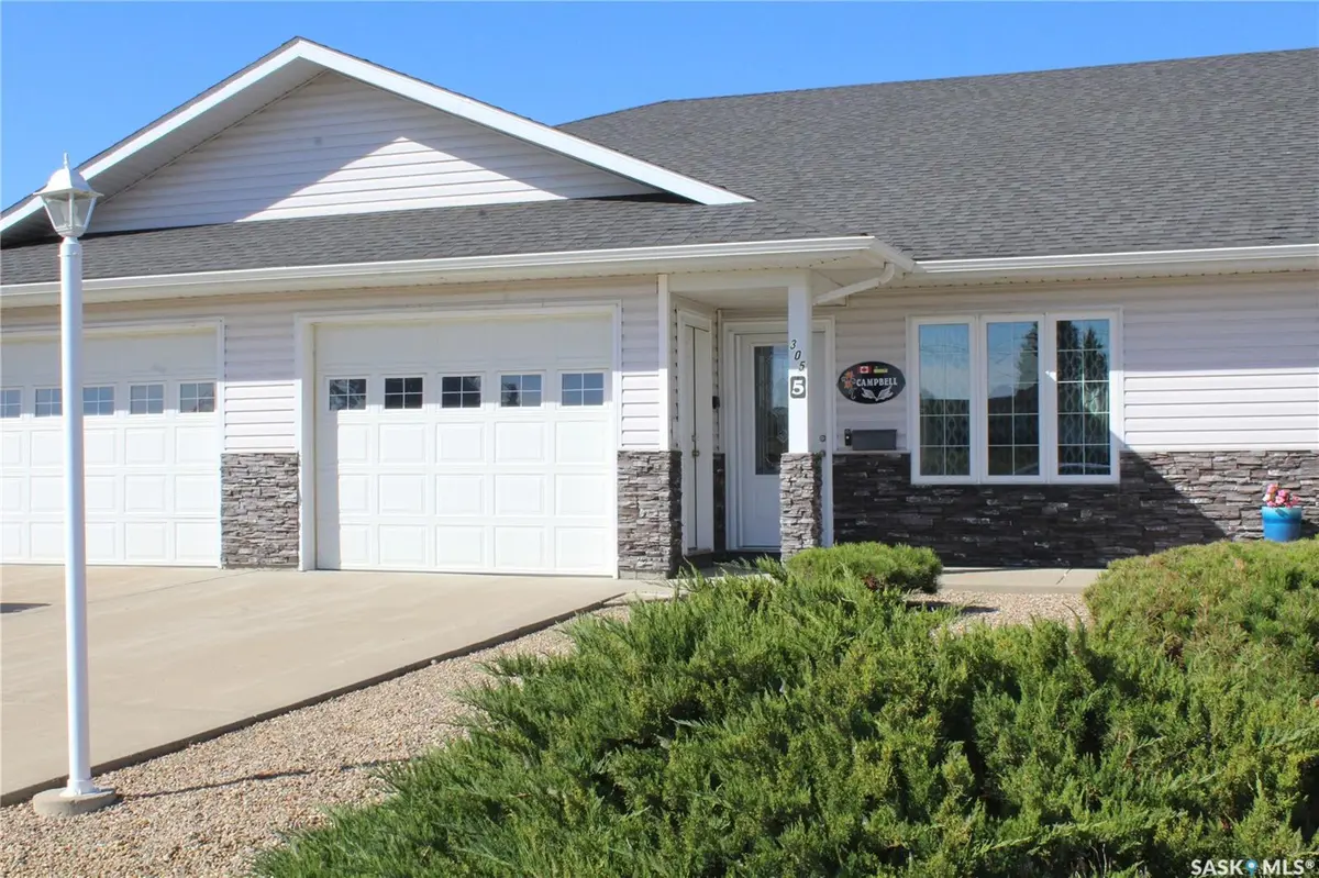 305 5th STREET E #5, Wilkie, SK S0K 4W0