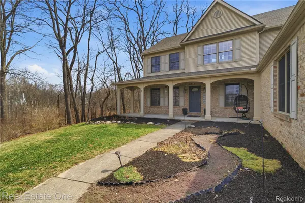 3181 Aspen Ridge CT, Genoa Township, MI 48843