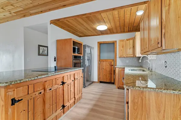 3300 Airport Road, Tioga, TX 76271