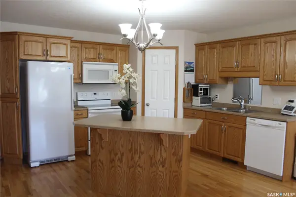 305 5th STREET E #5, Wilkie, SK S0K 4W0