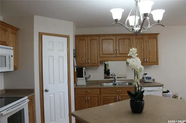 305 5th STREET E #5, Wilkie, SK S0K 4W0