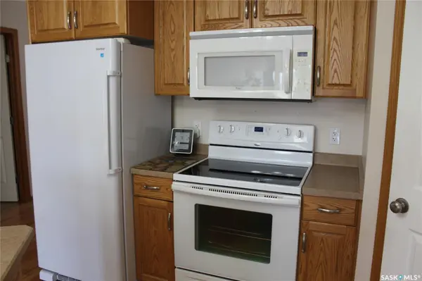 305 5th STREET E #5, Wilkie, SK S0K 4W0