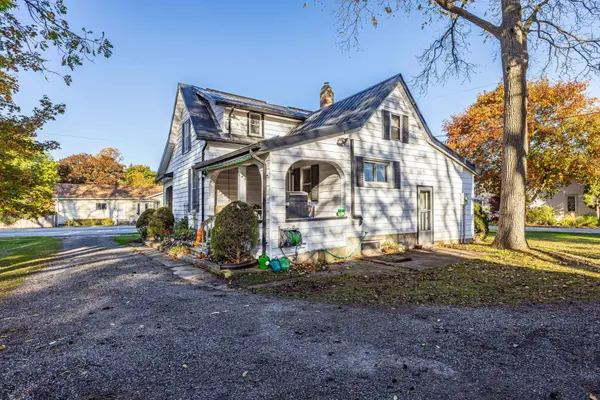 136 Queen ST, North Middlesex, ON N0M 1A0