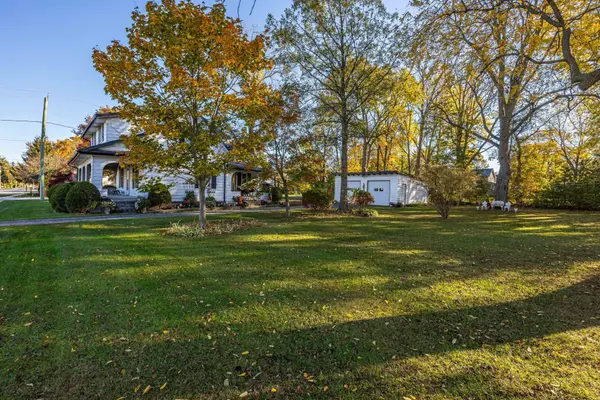 136 Queen ST, North Middlesex, ON N0M 1A0