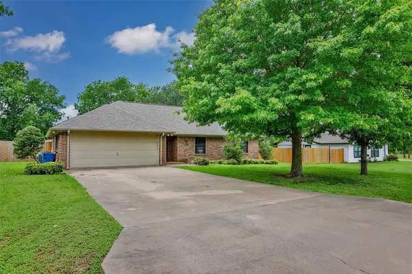 292 Old Spanish Trail, Valley View, TX 76272