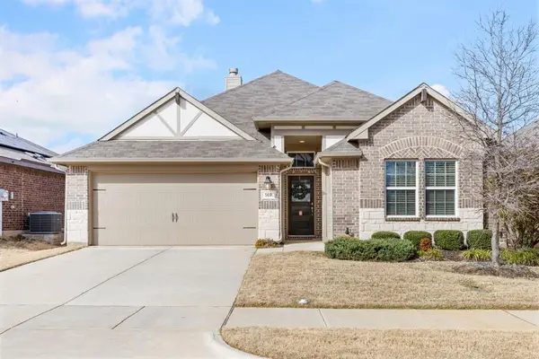 569 Val Verde Street, Aubrey, TX 76227