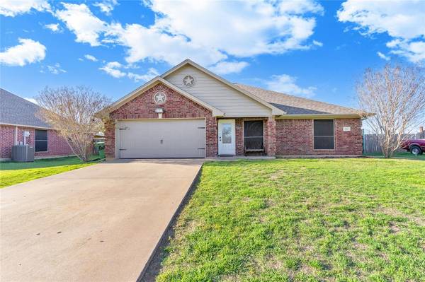 803 Green Street, Rio Vista, TX 76093