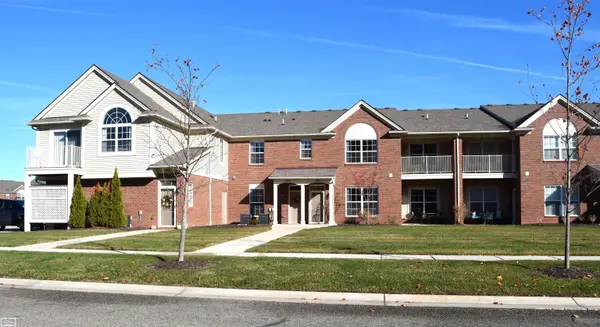 22053 Aberdeen DR, Macomb Twp, MI 48042